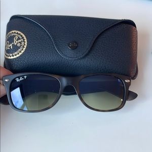 Ray-Ban polarized New Wayfarer Sunglsses